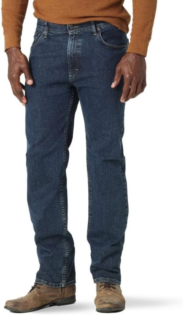 Wrangler Men's Regular Fit Comfort Flex Waist Jean