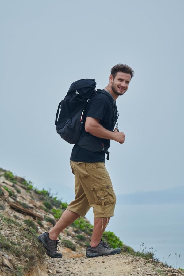 Men's Long Below The Knee Cargo Shorts - Image 5