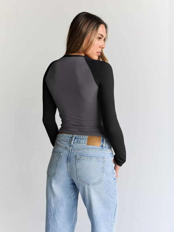 Trendy Queen Women's Long Sleeve Shirts Slim Fit Stretchy Color Block Slightly Cropped Tops - Image 4