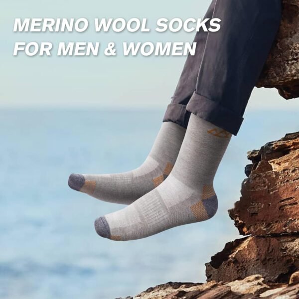 innotree 3 Pack Merino Wool Hiking Socks, Anti Blister Cushioned Micro Crew Socks for Men & Women, Outdoor Thermal Socks - Image 6