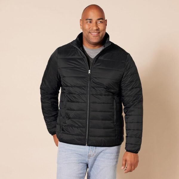 Amazon Essentials Men's Packable Lightweight Water-Resistant Puffer Jacket (Available in Big & Tall) - Image 6