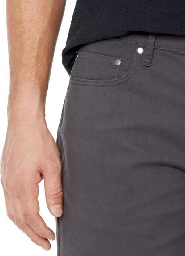 Amazon Essentials Men's Straight-Fit 7" Inseam Stretch 5-Pocket Shorts - Image 3