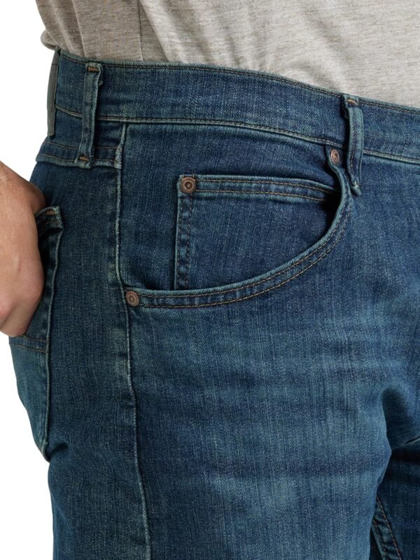 Wrangler Authentics Men's Classic 5-Pocket Regular Fit Flex Jean - Image 6